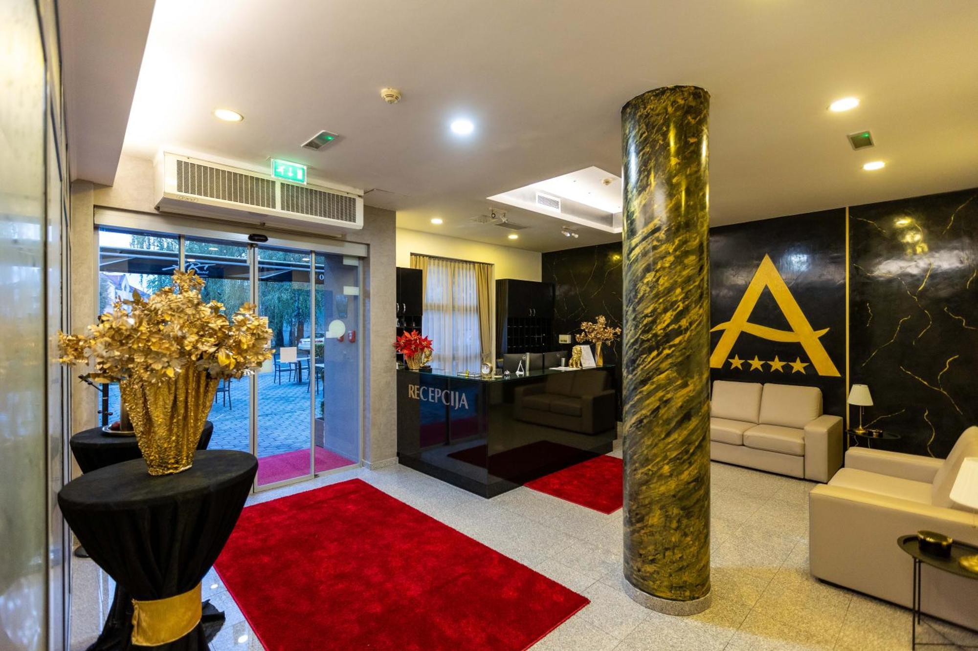 艺术酒店 斯拉沃尼亚布罗德 外观 照片